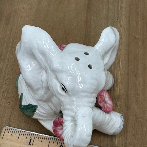Scarce Fitz and Floyd White Elephant salt shaker from the Rainforest Collection - Picture 8 of 8